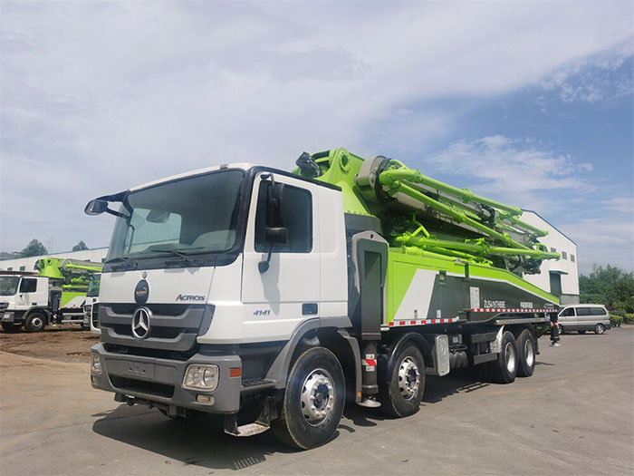 Giải pháp phụ tùng bơm bê tông trọn gói từ Quang Huy 1 Xe Bom Be Tong Can 52M Zoomlion ZLJ5440THBJE 52X